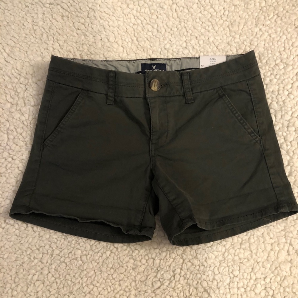 AMERICAN EAGLE low rose stretch shorts - size 2